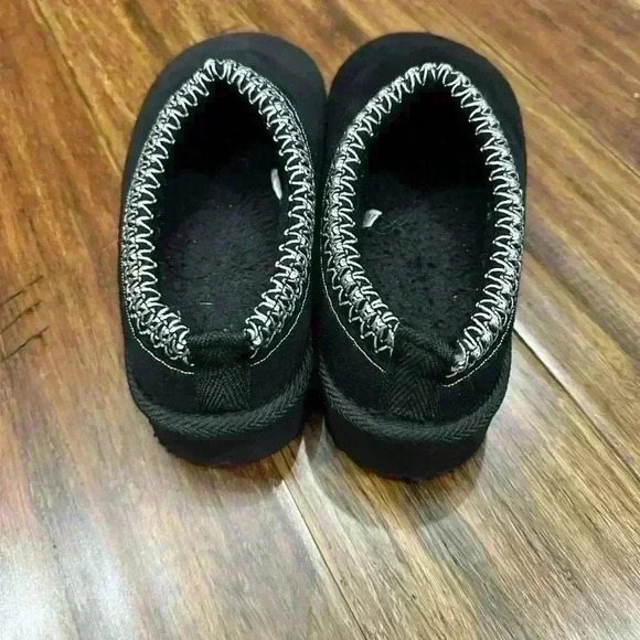 Tasman style slippers size 36-37 - Picture 2 of 5